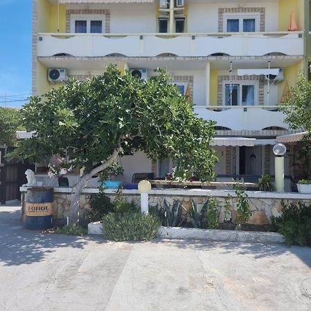 Apartmani Alen Dinjiska Ngoại thất bức ảnh