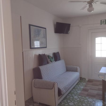 Apartmani Alen Dinjiska Ngoại thất bức ảnh