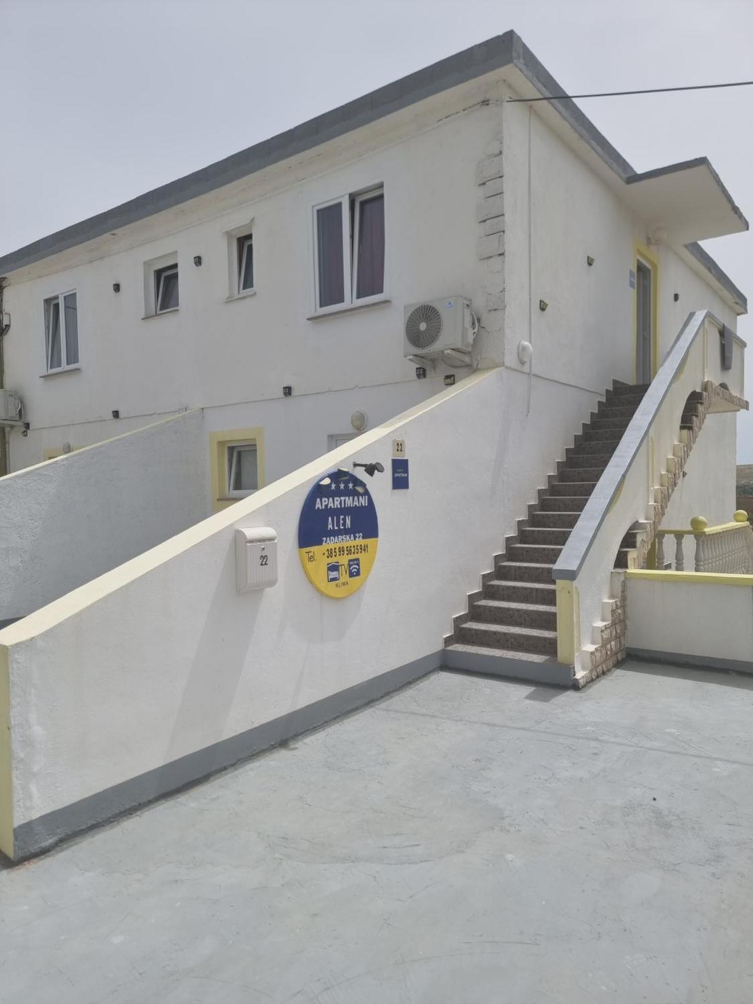 Apartmani Alen Dinjiska Ngoại thất bức ảnh