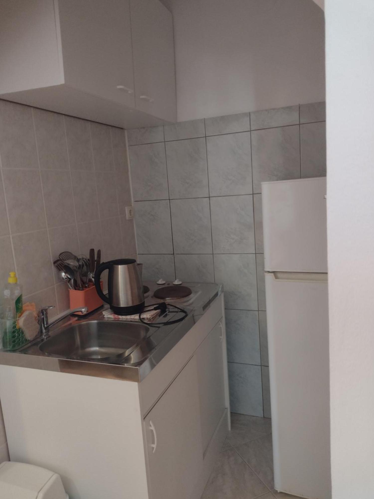 Apartmani Alen Dinjiska Ngoại thất bức ảnh