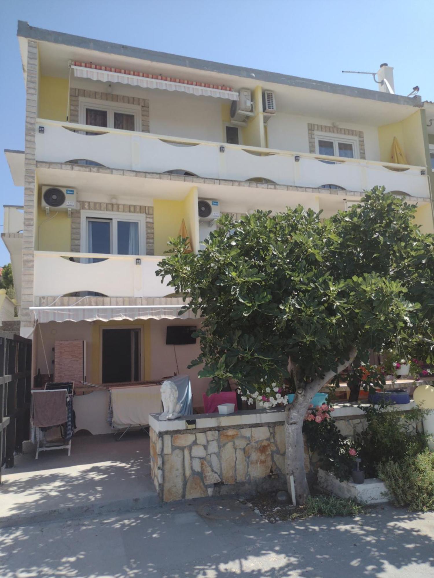 Apartmani Alen Dinjiska Phòng bức ảnh